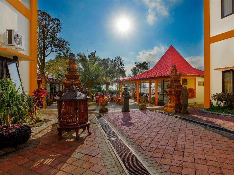 Ciptaningati Hotel Batu  Dış mekan fotoğraf