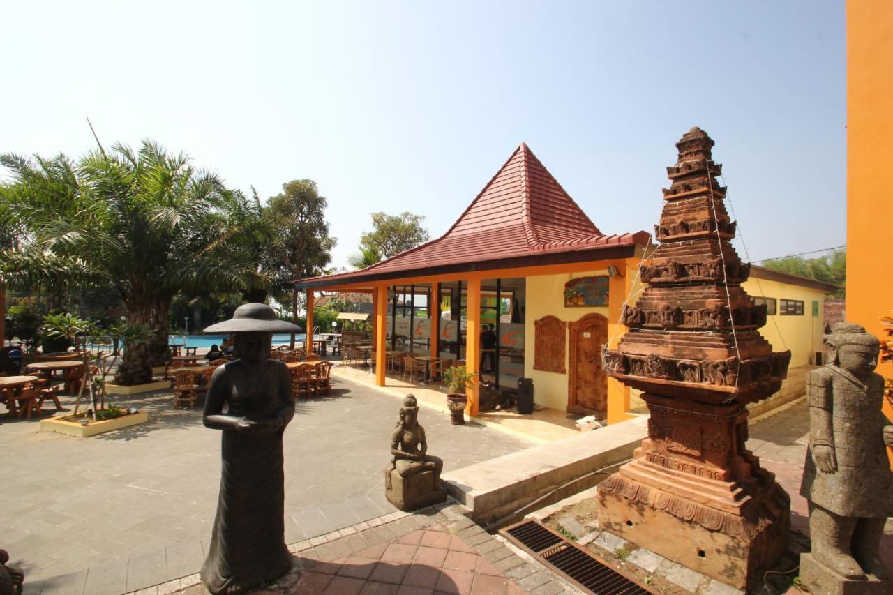 Ciptaningati Hotel Batu  Dış mekan fotoğraf