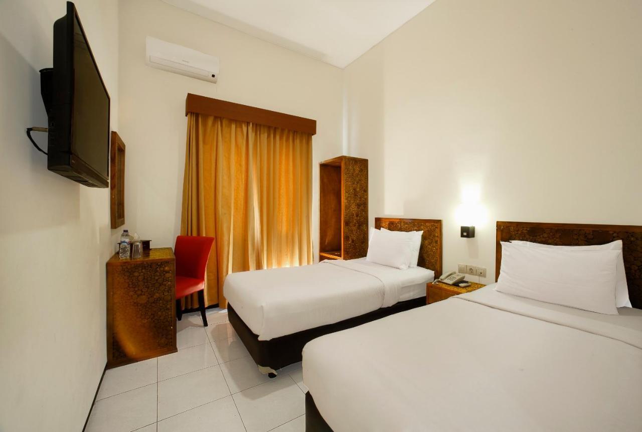 Ciptaningati Hotel Batu  Dış mekan fotoğraf