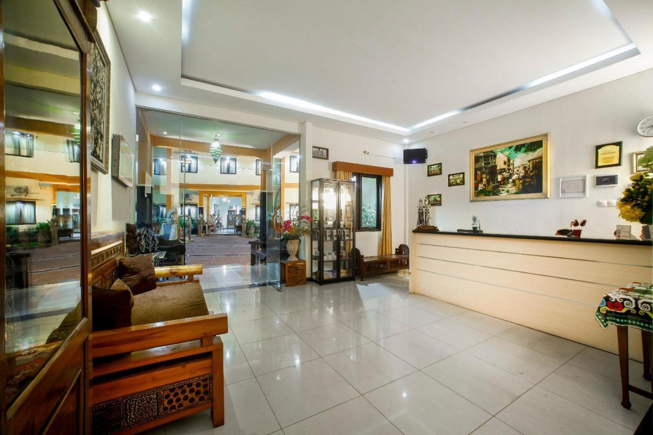 Ciptaningati Hotel Batu  Dış mekan fotoğraf