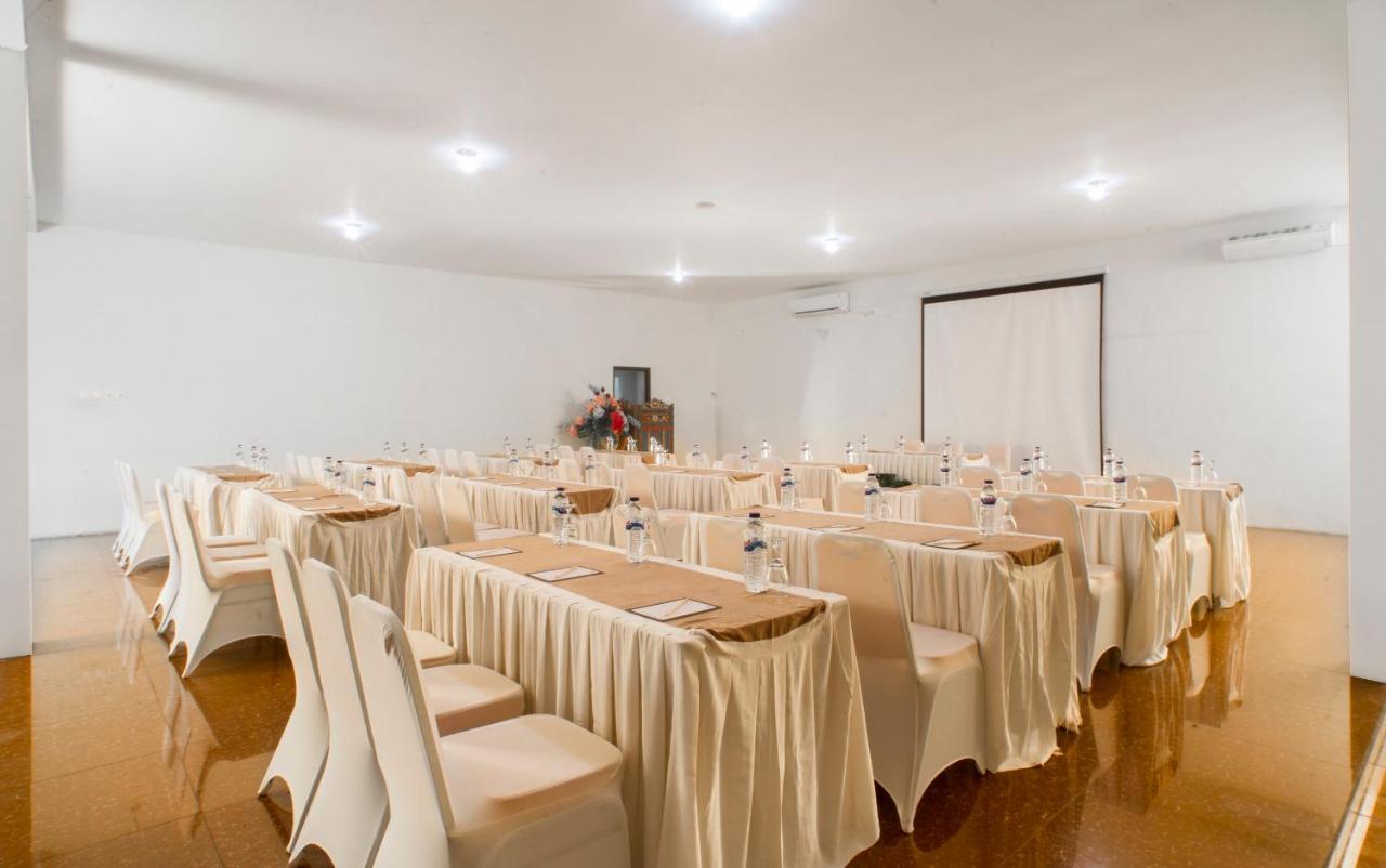 Ciptaningati Hotel Batu  Dış mekan fotoğraf