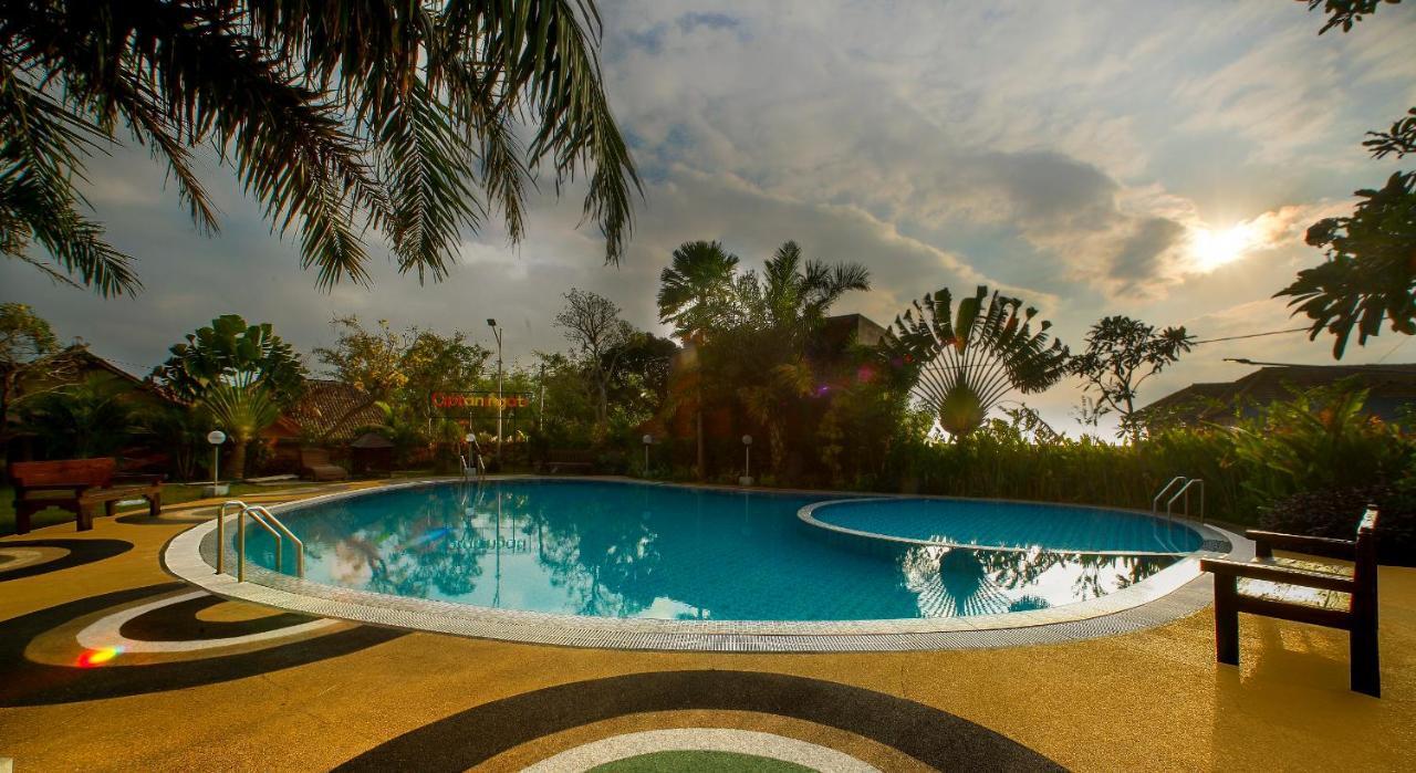 Ciptaningati Hotel Batu  Dış mekan fotoğraf
