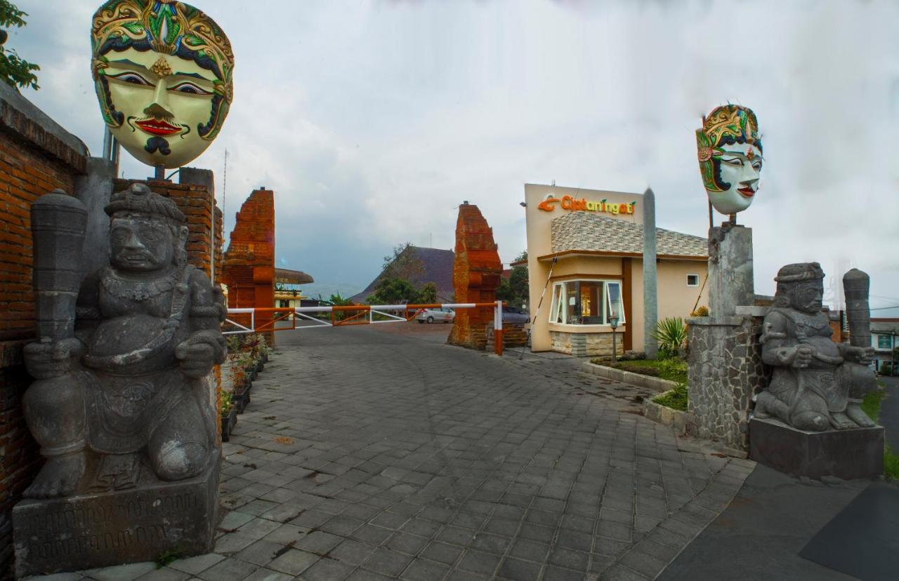 Ciptaningati Hotel Batu  Dış mekan fotoğraf